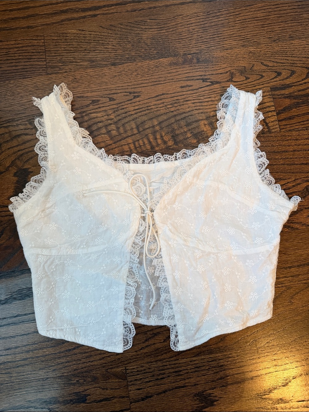 Lace-Trim cottage core White Eyelet Crop Top
